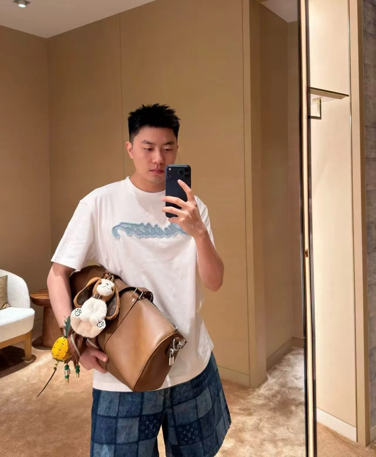 Louis Vuitton/